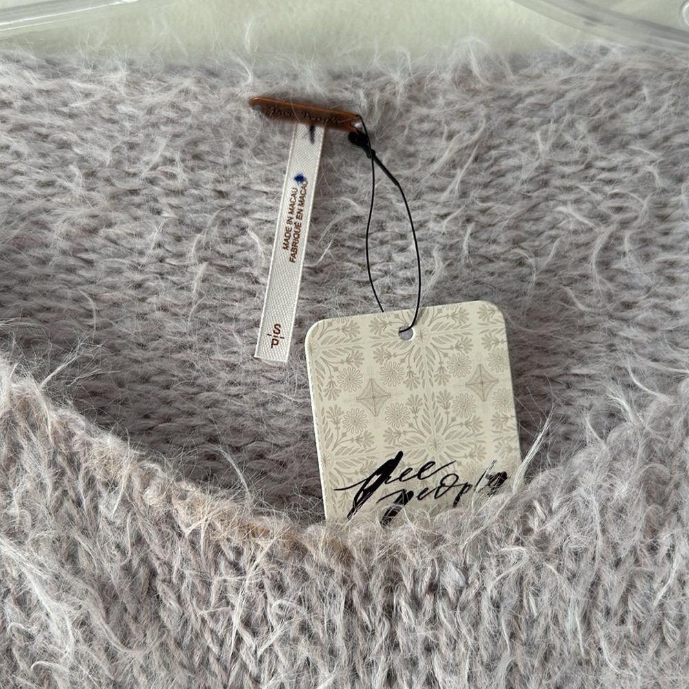 NWT Free People Lilac Sweater - Picture 3 of 4